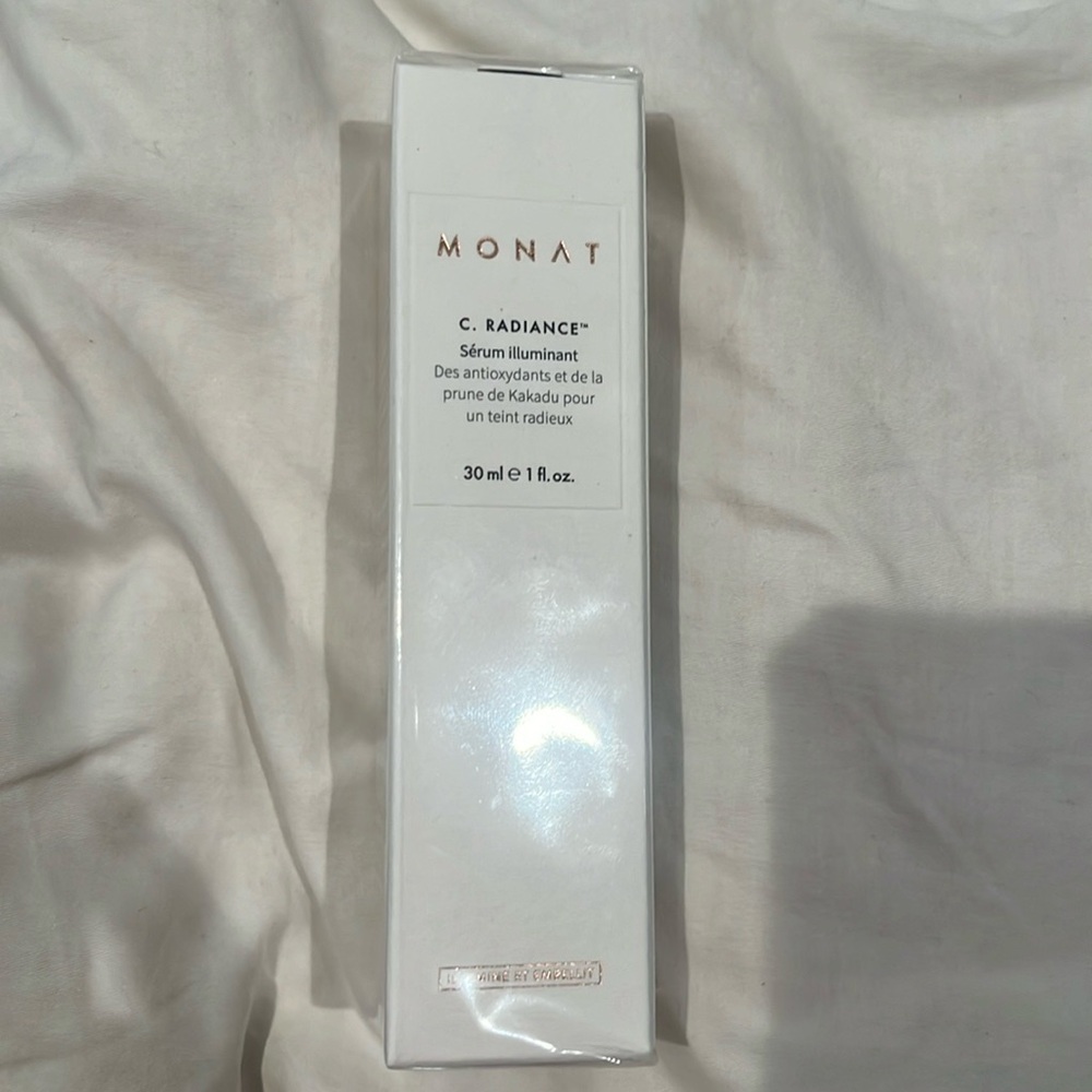 New monat c.radiance vit c serum